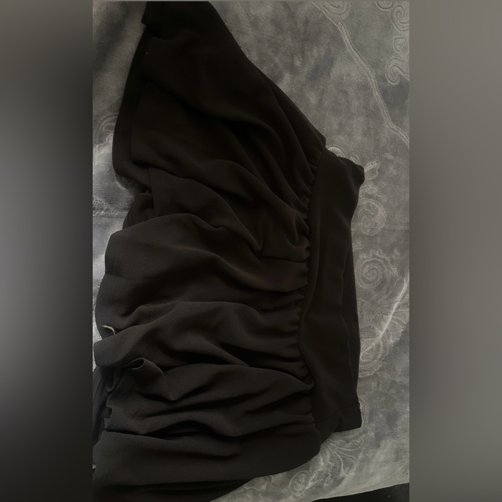 Elegant Black Ruched Skirt